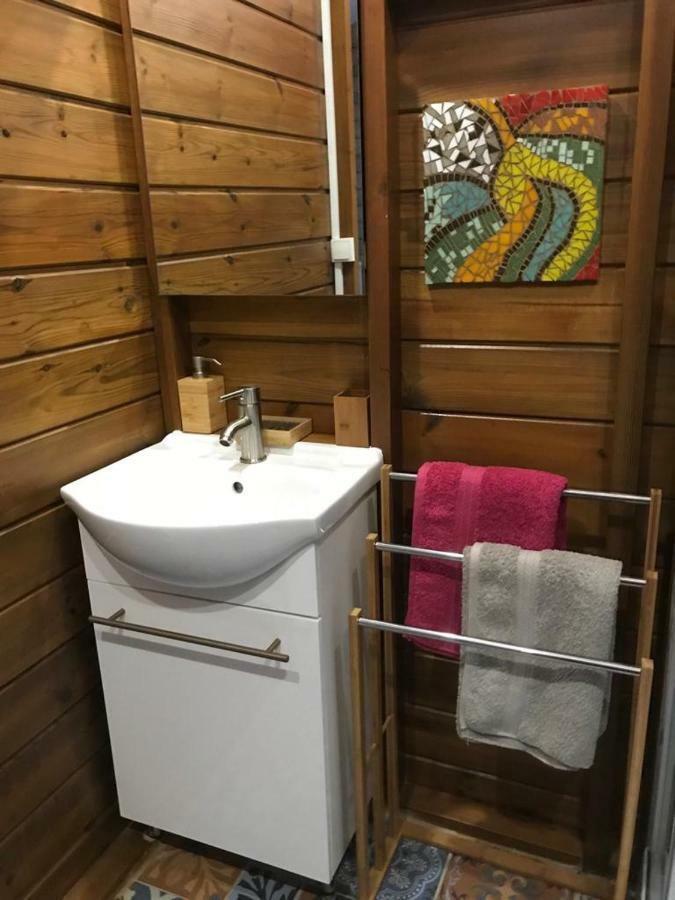 Charmant bungalow au cœur de l’île Baie-Mahault Bagian luar foto